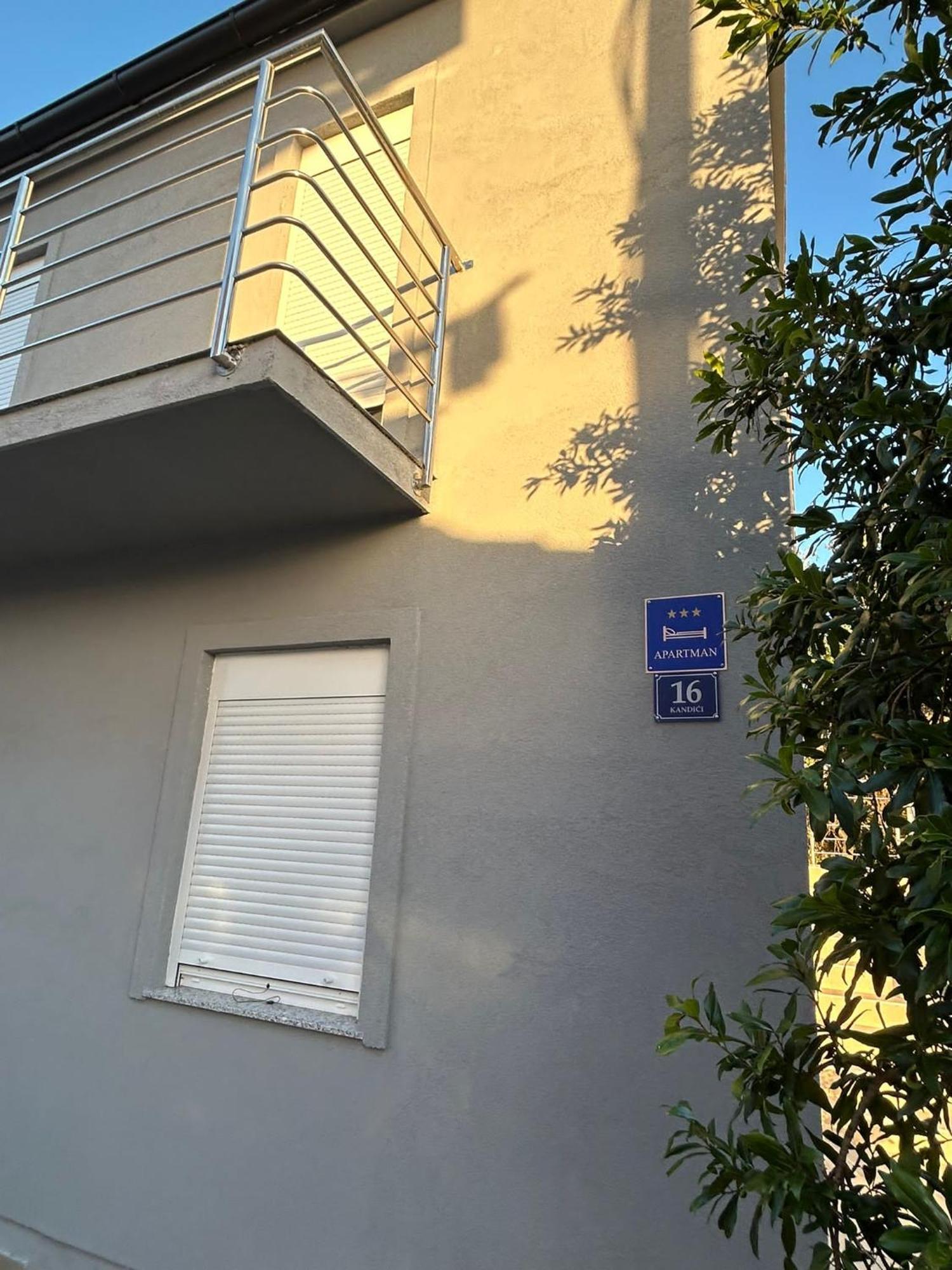 Ferienwohnung Ap Jurisic Bibinje Exterior foto